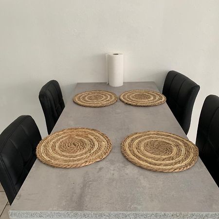Studio Paul - Terrasse - Parking Gratuit - Need And Co Apartment Блоа Екстериор снимка